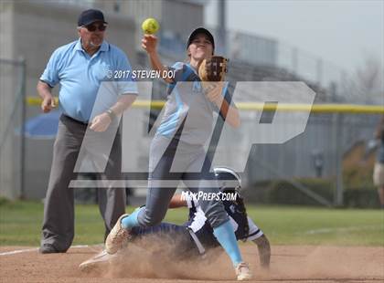 Thumbnail 1 in Redlands vs. Norco photogallery.