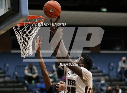 Thumbnail 2 in Althoff vs Belleville West (Chick-fil-A Classic) photogallery.
