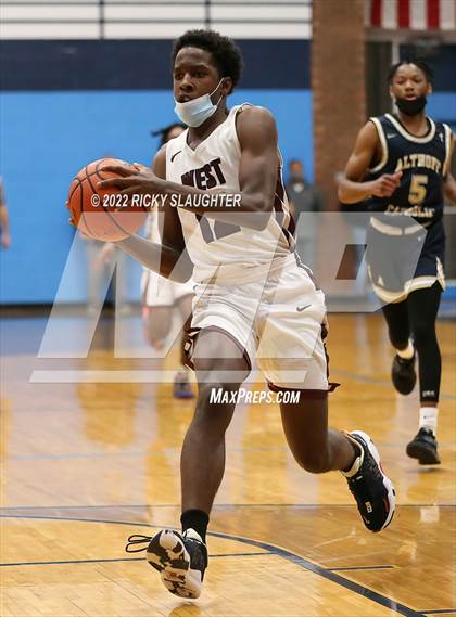 Thumbnail 1 in Althoff vs Belleville West (Chick-fil-A Classic) photogallery.