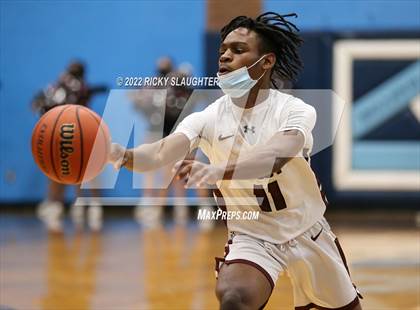 Thumbnail 2 in Althoff vs Belleville West (Chick-fil-A Classic) photogallery.