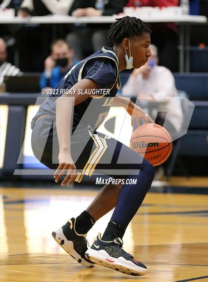 Thumbnail 2 in Althoff vs Belleville West (Chick-fil-A Classic) photogallery.
