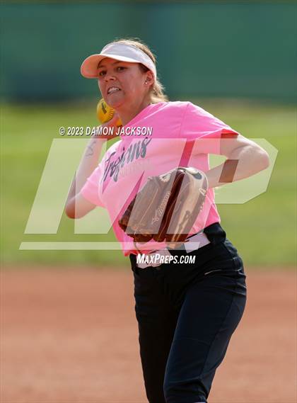 Thumbnail 3 in Pahrump Valley vs Virgin Valley (NIAA 3A Southern Region Winners Semifinal) photogallery.