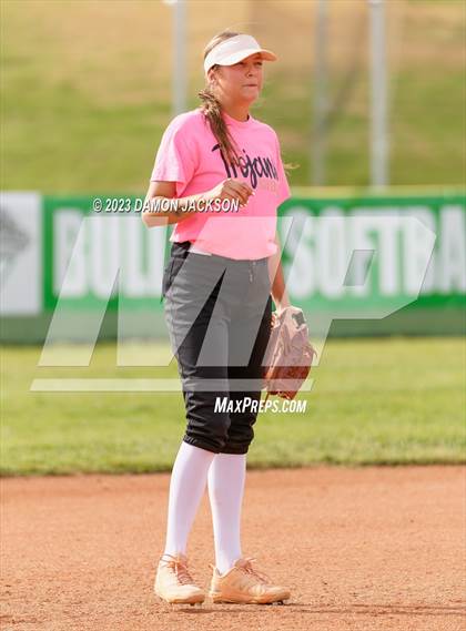 Thumbnail 1 in Pahrump Valley vs Virgin Valley (NIAA 3A Southern Region Winners Semifinal) photogallery.
