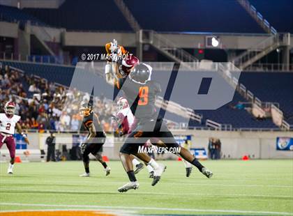 Thumbnail 2 in Raines vs. Cocoa (FHSAA Class 4A Final) photogallery.