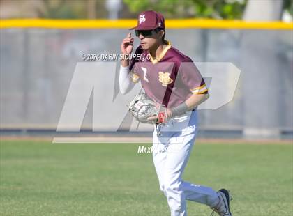 Thumbnail 1 in Arrowhead Christian vs. Mountain Pointe (Coach Bob National Invitational) photogallery.