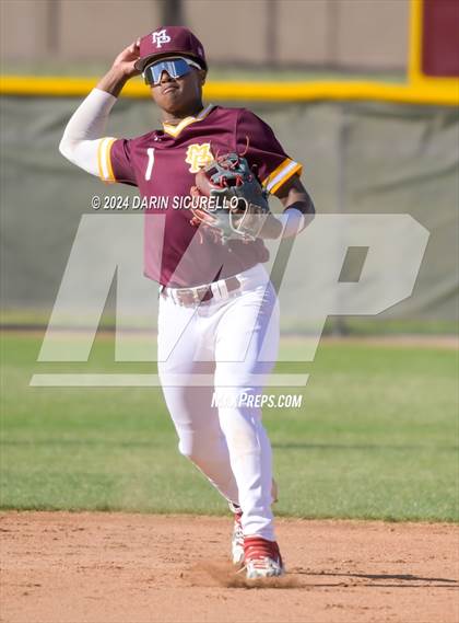 Thumbnail 1 in Arrowhead Christian vs. Mountain Pointe (Coach Bob National Invitational) photogallery.