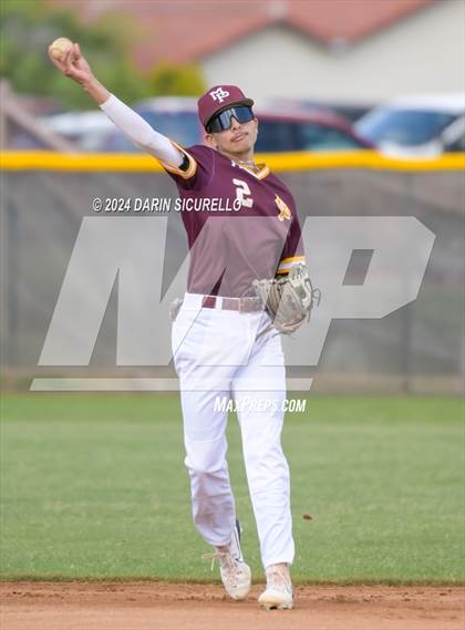 Thumbnail 1 in Arrowhead Christian vs. Mountain Pointe (Coach Bob National Invitational) photogallery.