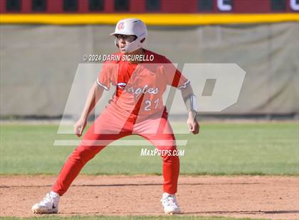 Thumbnail 2 in Arrowhead Christian vs. Mountain Pointe (Coach Bob National Invitational) photogallery.