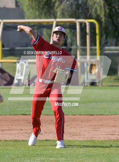 Thumbnail 3 in Arrowhead Christian vs. Mountain Pointe (Coach Bob National Invitational) photogallery.