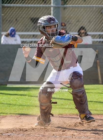 Thumbnail 2 in Arrowhead Christian vs. Mountain Pointe (Coach Bob National Invitational) photogallery.