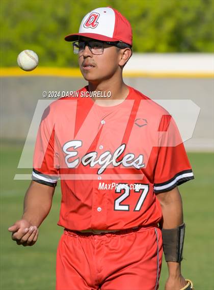 Thumbnail 3 in Arrowhead Christian vs. Mountain Pointe (Coach Bob National Invitational) photogallery.