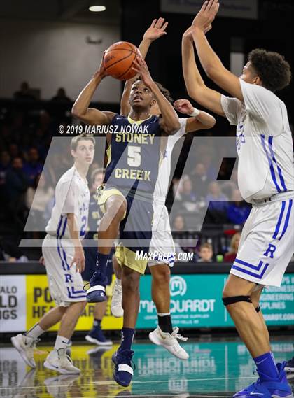 Thumbnail 1 in Stoney Creek vs. Rochester (Oakland University) photogallery.