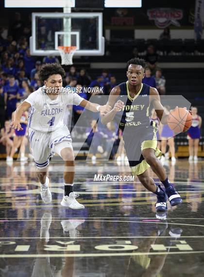 Thumbnail 2 in Stoney Creek vs. Rochester (Oakland University) photogallery.