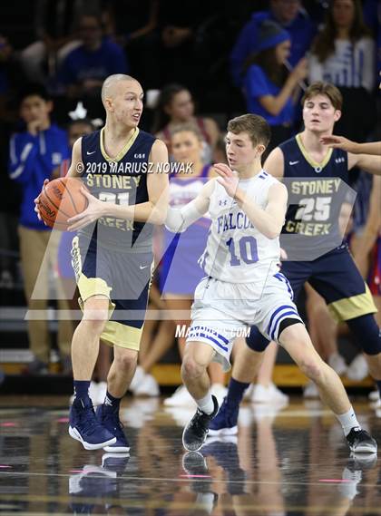 Thumbnail 3 in Stoney Creek vs. Rochester (Oakland University) photogallery.