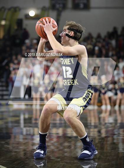 Thumbnail 3 in Stoney Creek vs. Rochester (Oakland University) photogallery.