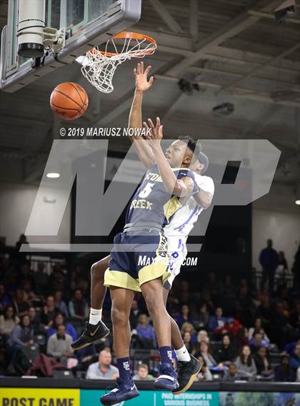 Thumbnail 2 in Stoney Creek vs. Rochester (Oakland University) photogallery.