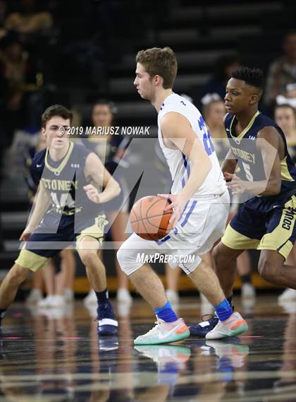 Thumbnail 1 in Stoney Creek vs. Rochester (Oakland University) photogallery.