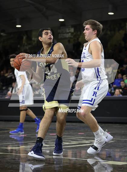 Thumbnail 1 in Stoney Creek vs. Rochester (Oakland University) photogallery.