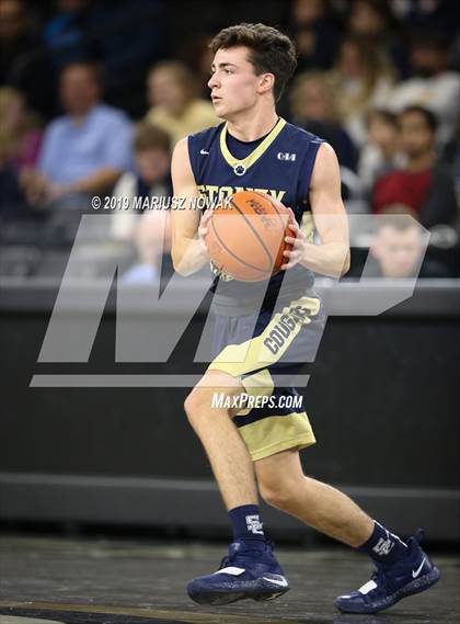 Thumbnail 3 in Stoney Creek vs. Rochester (Oakland University) photogallery.