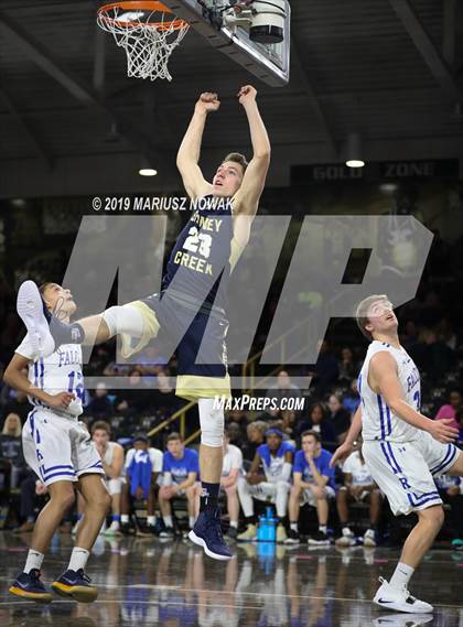 Thumbnail 2 in Stoney Creek vs. Rochester (Oakland University) photogallery.