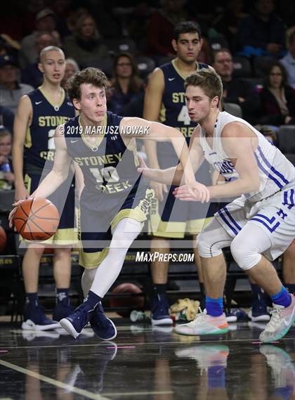Thumbnail 1 in Stoney Creek vs. Rochester (Oakland University) photogallery.