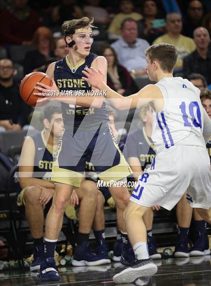 Thumbnail 1 in Stoney Creek vs. Rochester (Oakland University) photogallery.