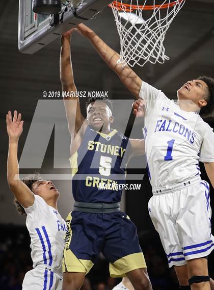 Thumbnail 2 in Stoney Creek vs. Rochester (Oakland University) photogallery.