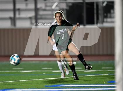 Thumbnail 3 in Reagan [Ronald] vs Judson (NEISD Tournament) photogallery.
