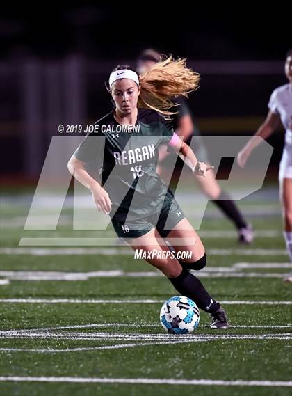 Thumbnail 3 in Reagan [Ronald] vs Judson (NEISD Tournament) photogallery.