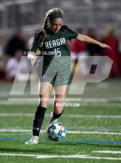Thumbnail 2 in Reagan [Ronald] vs Judson (NEISD Tournament) photogallery.