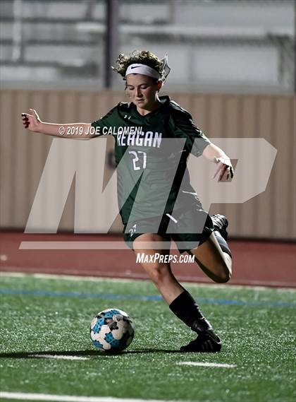 Thumbnail 3 in Reagan [Ronald] vs Judson (NEISD Tournament) photogallery.