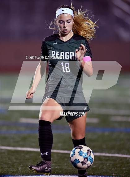 Thumbnail 1 in Reagan [Ronald] vs Judson (NEISD Tournament) photogallery.