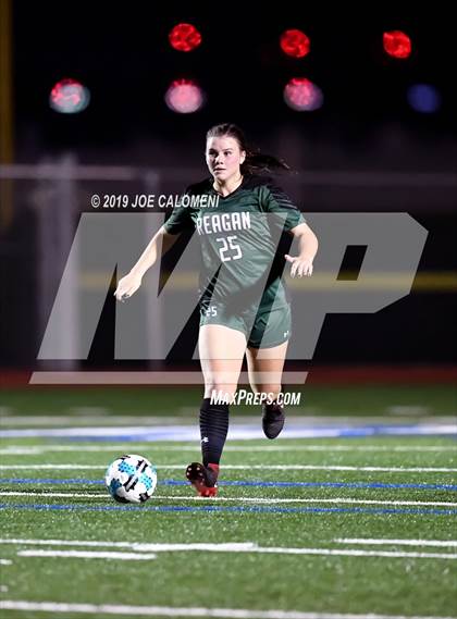 Thumbnail 1 in Reagan [Ronald] vs Judson (NEISD Tournament) photogallery.