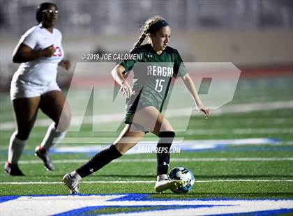 Thumbnail 3 in Reagan [Ronald] vs Judson (NEISD Tournament) photogallery.