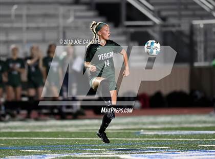 Thumbnail 3 in Reagan [Ronald] vs Judson (NEISD Tournament) photogallery.