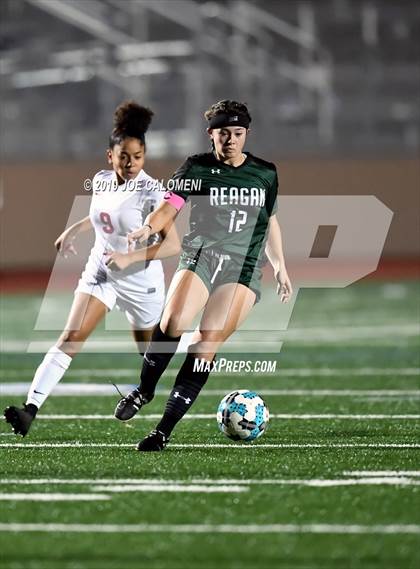 Thumbnail 1 in Reagan [Ronald] vs Judson (NEISD Tournament) photogallery.