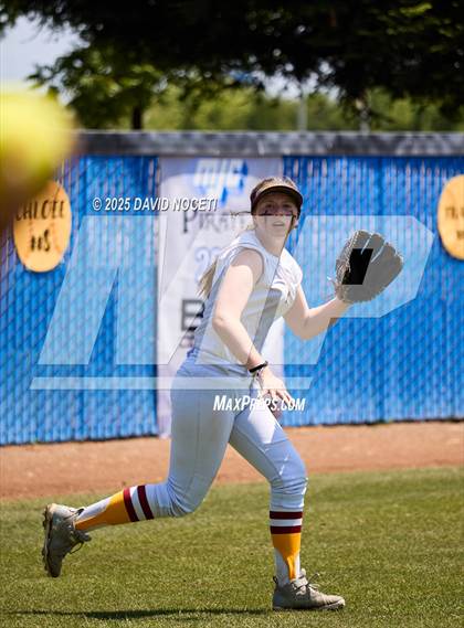 Thumbnail 2 in Foresthill vs Denair (CIF SJS Division 7 Final) photogallery.