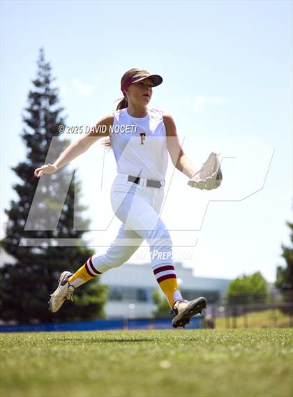 Thumbnail 2 in Foresthill vs Denair (CIF SJS Division 7 Final) photogallery.