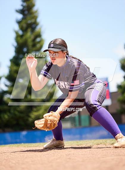 Thumbnail 3 in Foresthill vs Denair (CIF SJS Division 7 Final) photogallery.