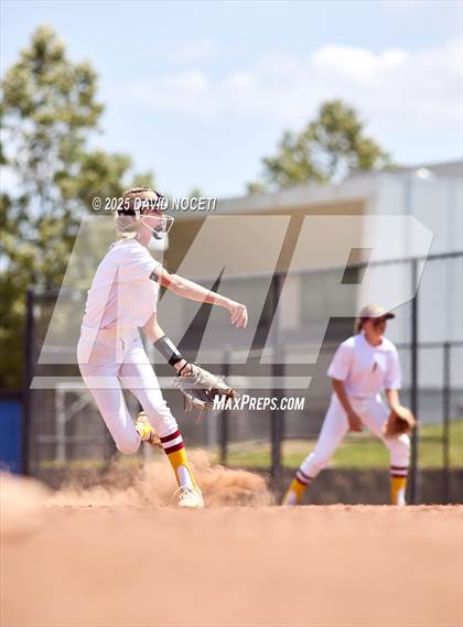 Thumbnail 2 in Foresthill vs Denair (CIF SJS Division 7 Final) photogallery.