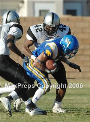 Thumbnail 2 in View Park Prep vs Riverside Christian (SS 8-Man D1 Final) photogallery.