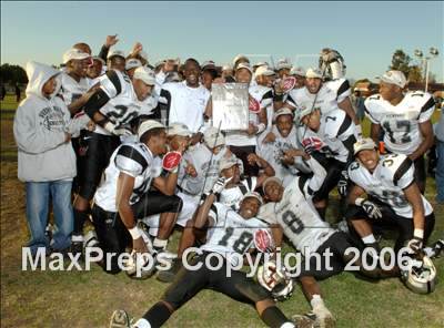 Thumbnail 3 in View Park Prep vs Riverside Christian (SS 8-Man D1 Final) photogallery.
