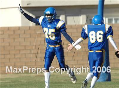 Thumbnail 1 in View Park Prep vs Riverside Christian (SS 8-Man D1 Final) photogallery.
