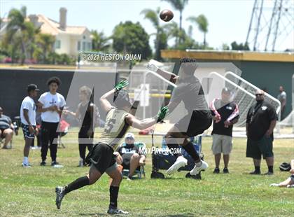 Thumbnail 2 in Servite vs. Rancho Cucamonga (Battle at the Beach 7x7) photogallery.