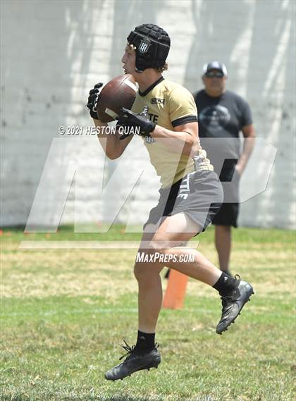 Thumbnail 2 in Servite vs. Rancho Cucamonga (Battle at the Beach 7x7) photogallery.