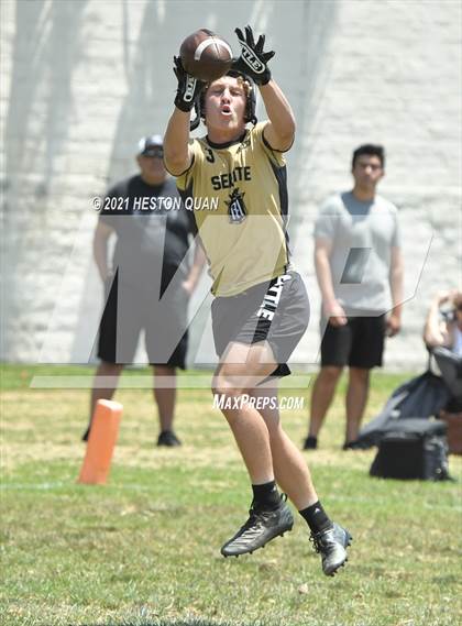 Thumbnail 1 in Servite vs. Rancho Cucamonga (Battle at the Beach 7x7) photogallery.