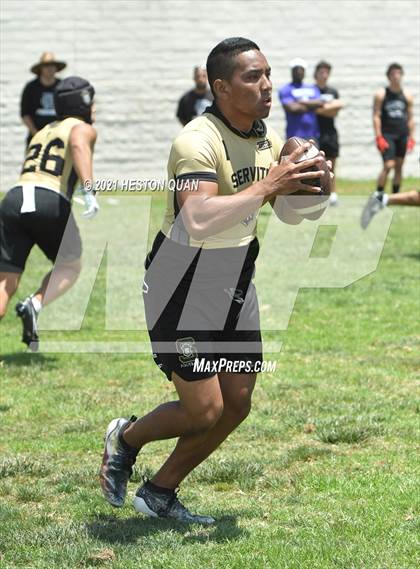 Thumbnail 3 in Servite vs. Rancho Cucamonga (Battle at the Beach 7x7) photogallery.