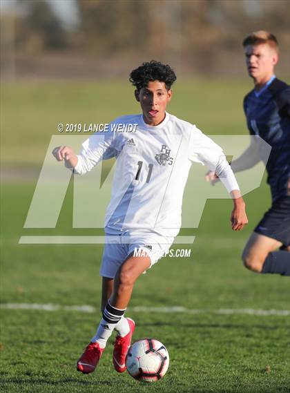 Thumbnail 3 in Pomona @ Ralston Valley photogallery.