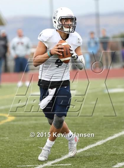 Thumbnail 3 in Syracuse @ Sky View (UHSAA 5A 1st Round) photogallery.