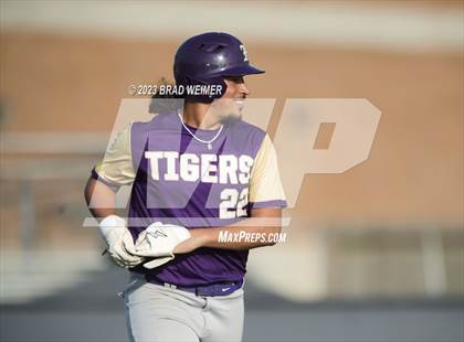 Thumbnail 3 in Hahnville @ E.D. White photogallery.
